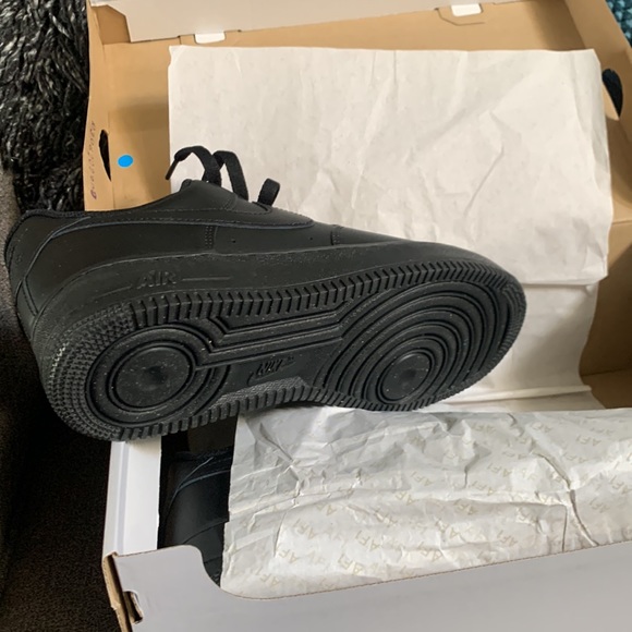 NIKE AF-1.’07…BRAND NEW IN BOX